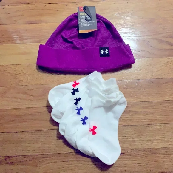 Girls Under Armour Hat And Socks Bundle, New With Tag - Picture 1 of 8